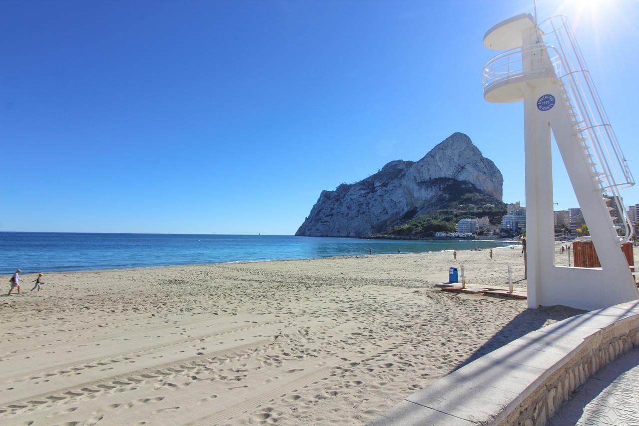 Topacio Calpe Luaran gambar